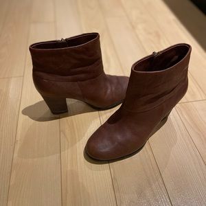 Cole Haan -brown leather ankle boots